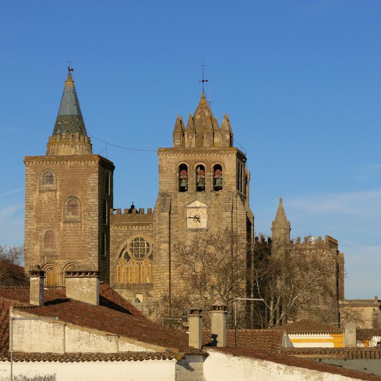 Evora Inn Kültér fotó